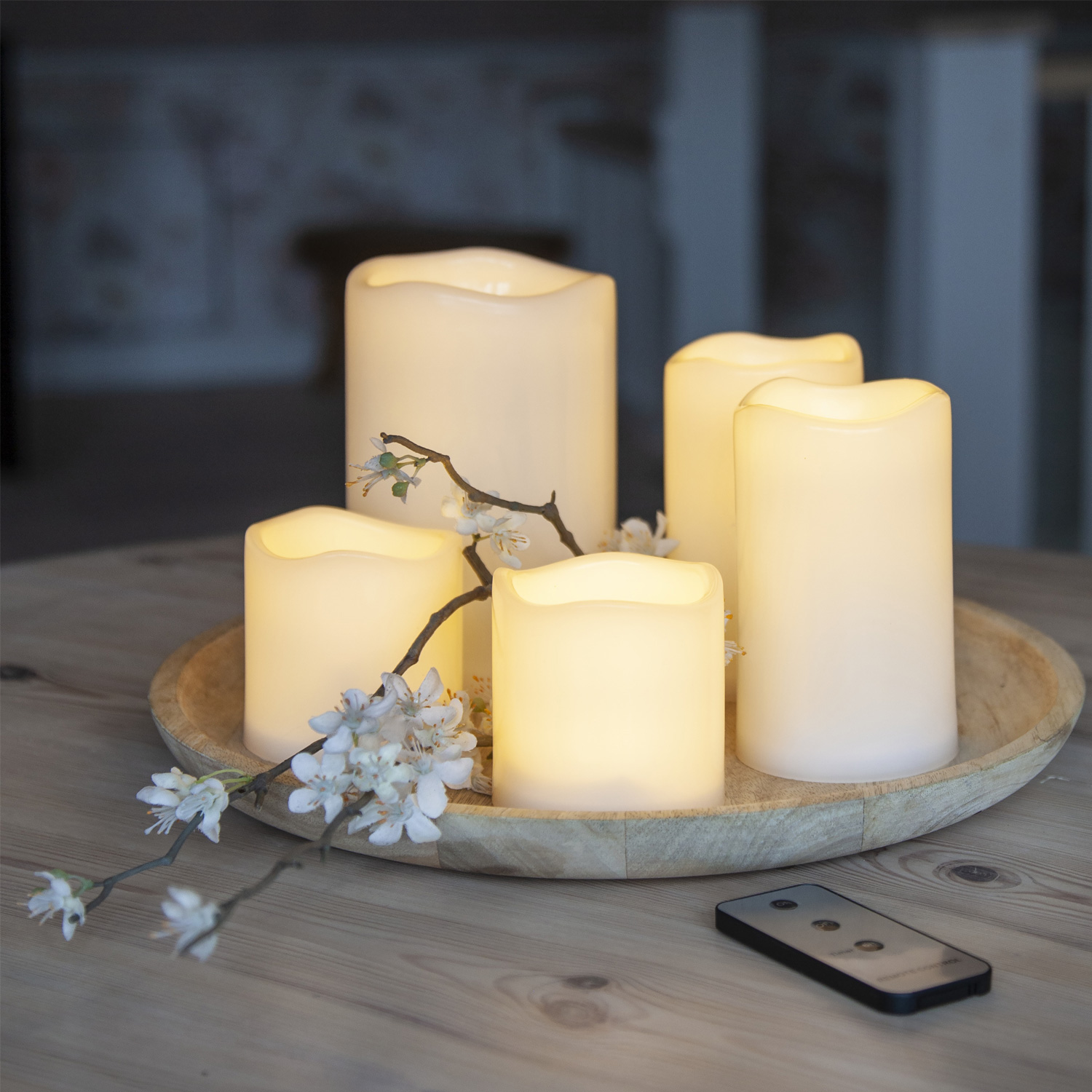 XXL LED Kerzen Flamme - Kunststoff - flackernde 3D Flamme - Timer - Außen - weiß