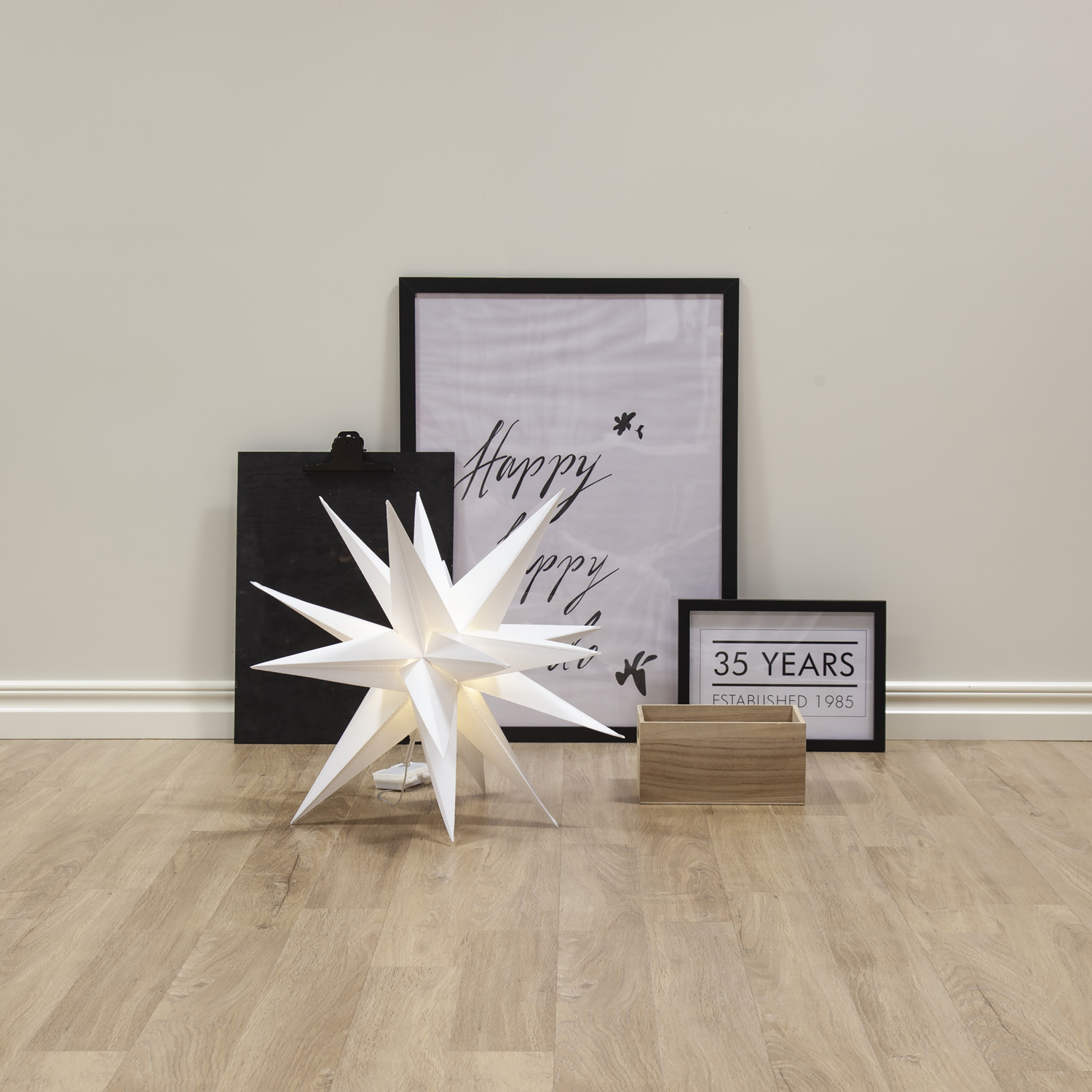 LED Outdoor 3D Stern "Alice" - hängend - 12 warmweiße LED - D: 60cm - Batterie - Timer - weiß