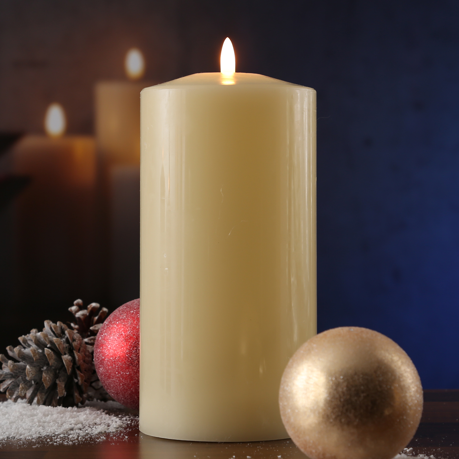 LED Stumpenkerze Flamme - Echtwachs - flackernde 3D Flamme - H: 22cm - Batterie - Timer - creme