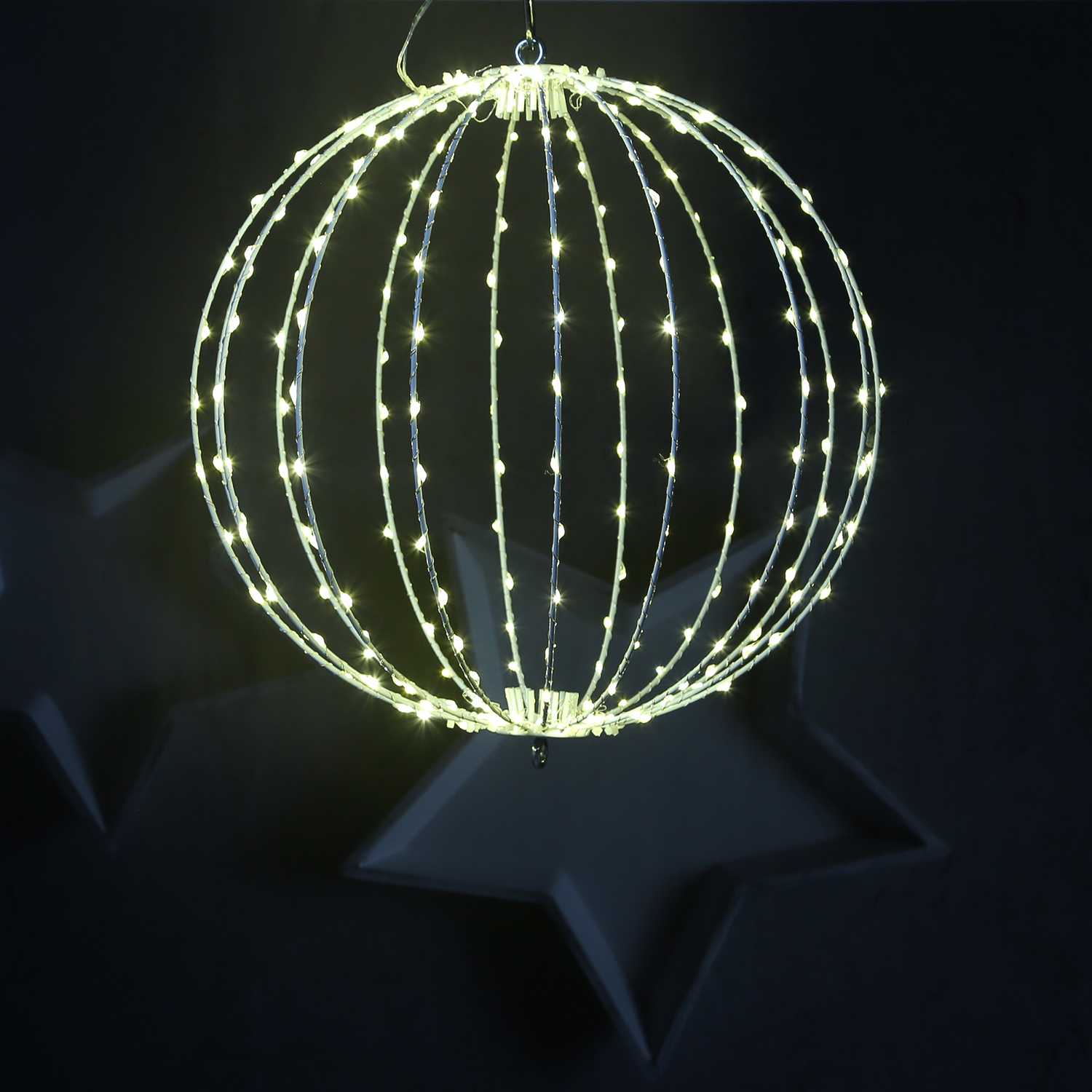 LED Drahtkugel - 3D Leuchtkugel - D: 38cm - 240 warmweiße LED - faltbar - 8 Modi/Timer - Innen/Außen