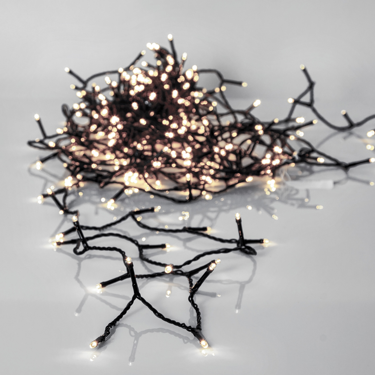 LED Lichterkette - Serie LED - outdoor - 360 kaltweiße LED - L: 25,2m - schwarzes Kabel