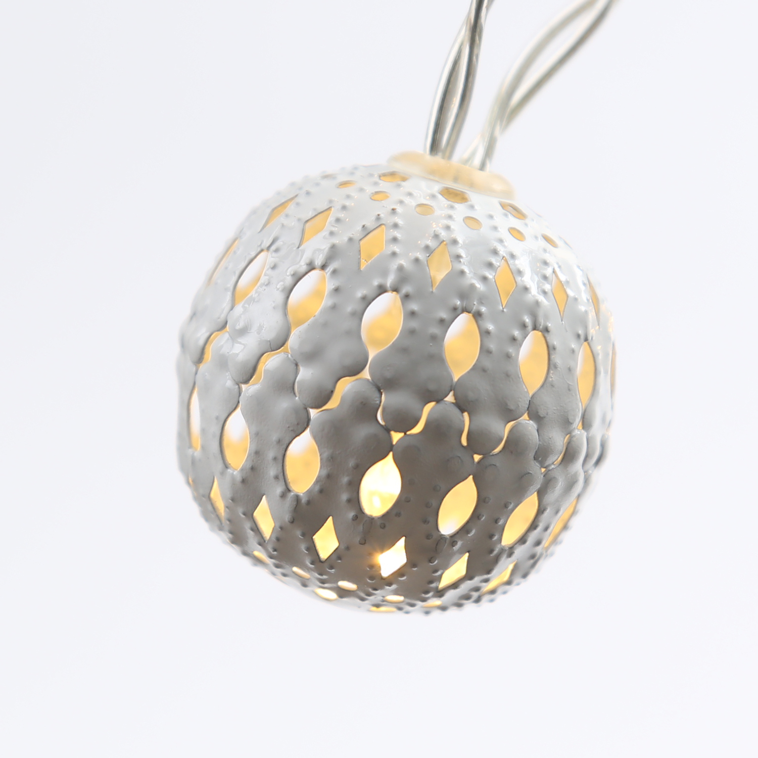 LED Dekolichterkette Metallkugeln - 8 warmweiße LED - D: 4cm - L: 0,7m - Batterie - weiß