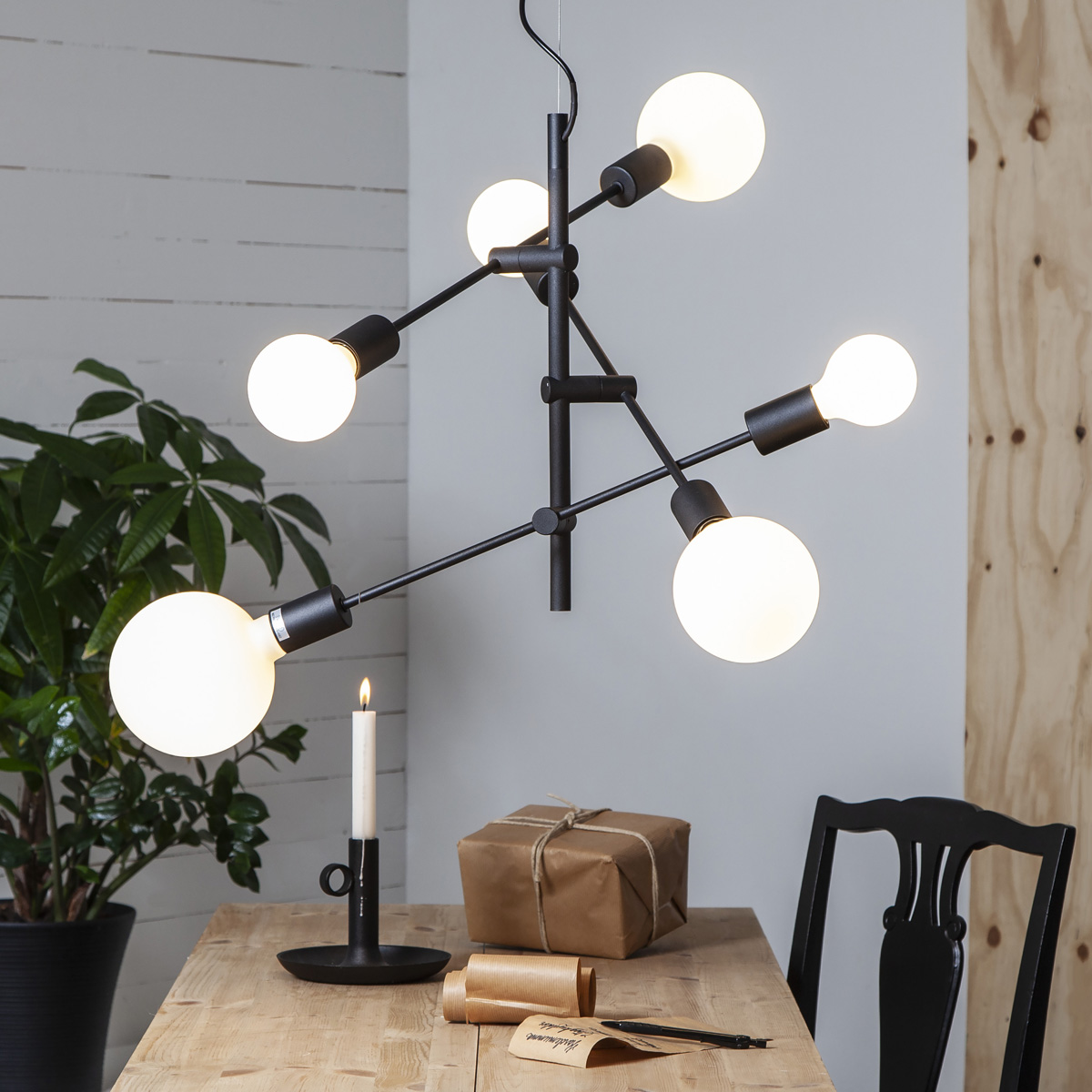 LED DEKO Leuchtmittel G95 - OPAL - soft-touch - E27 - D: 95mm - 5W - 2600K - 400lm - dimmbar